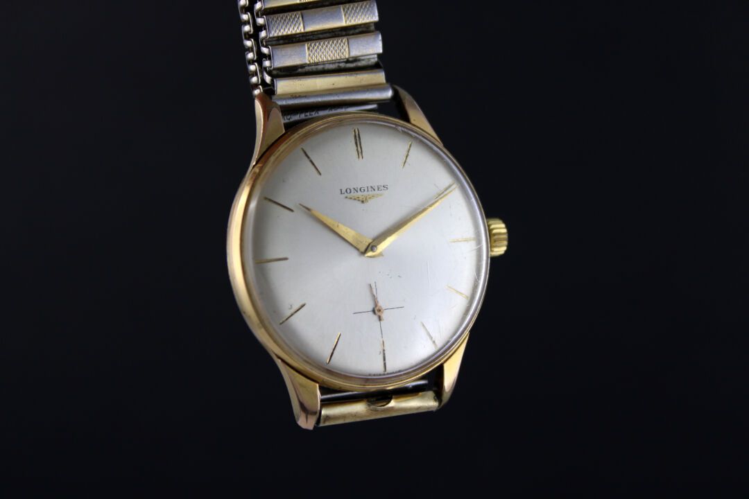 Null LONGINES 30L ref.7288-1
Gold-plated bracelet watch. Round case. Snap back.
&hellip;