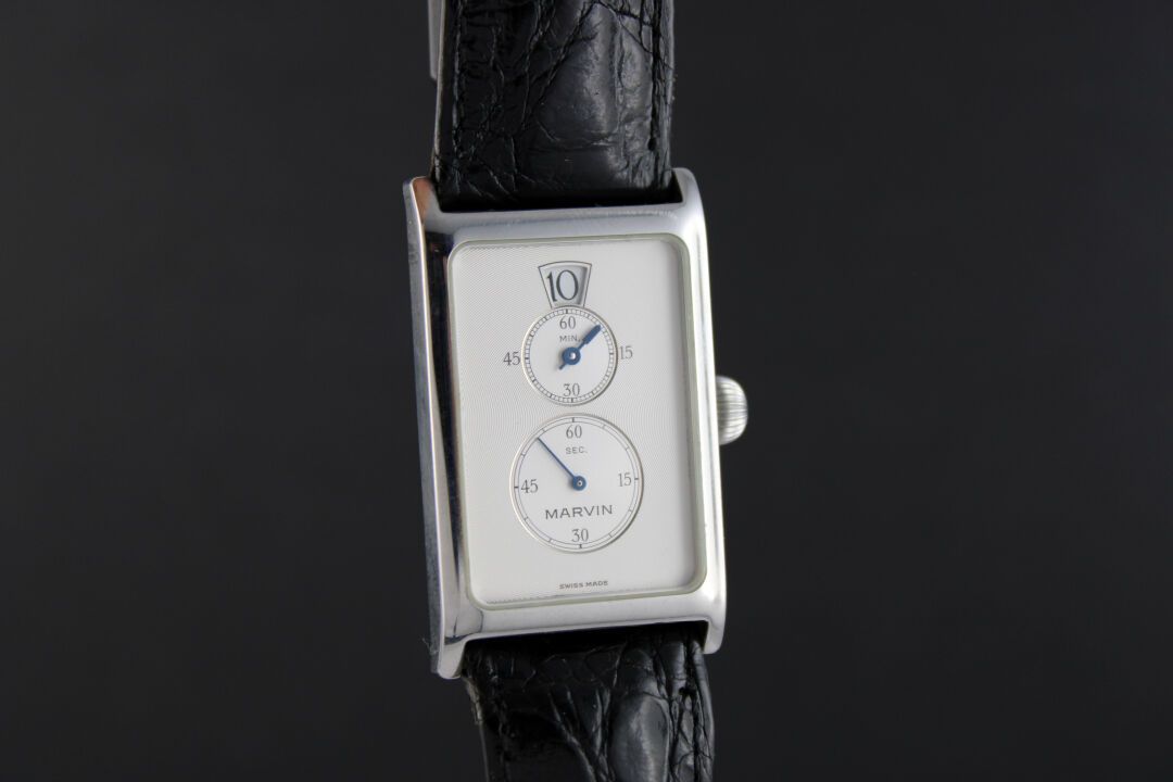 Null MARVIN Regulator ref. 5210001
Steel wristwatch. Rectangular case. Pressure &hellip;