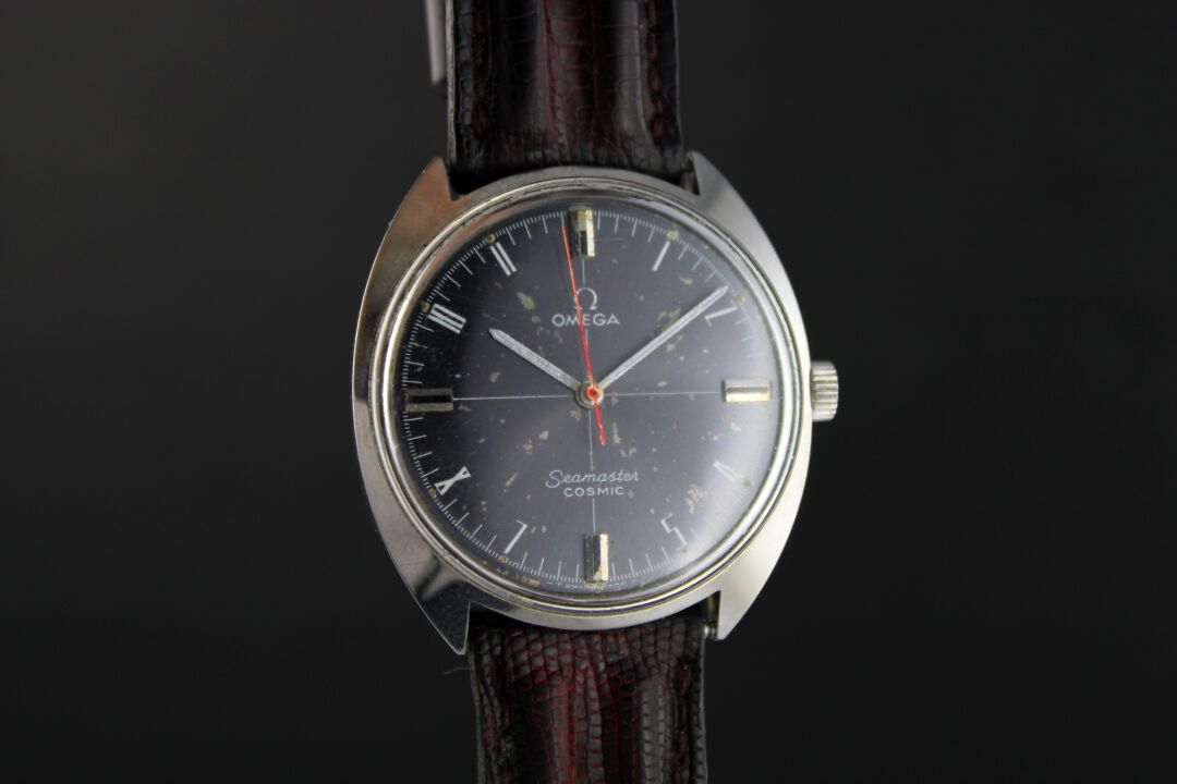 Null OMEGA Seamaster Cosmic ref. 137.017
Steel bracelet watch. Round one-piece c&hellip;