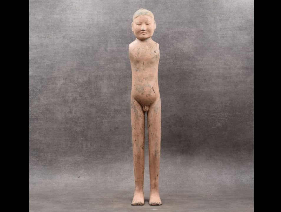 CHINE. Naked standing man called Stick Man, polychrome terracotta, pierced shoul&hellip;