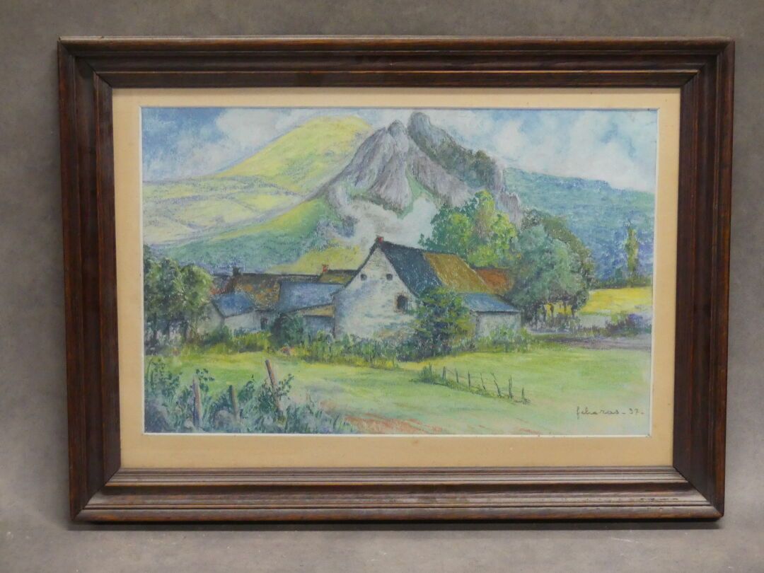 Null Ecole française du XXe siècle, Village de montagne, pastel sur papier. Sign&hellip;