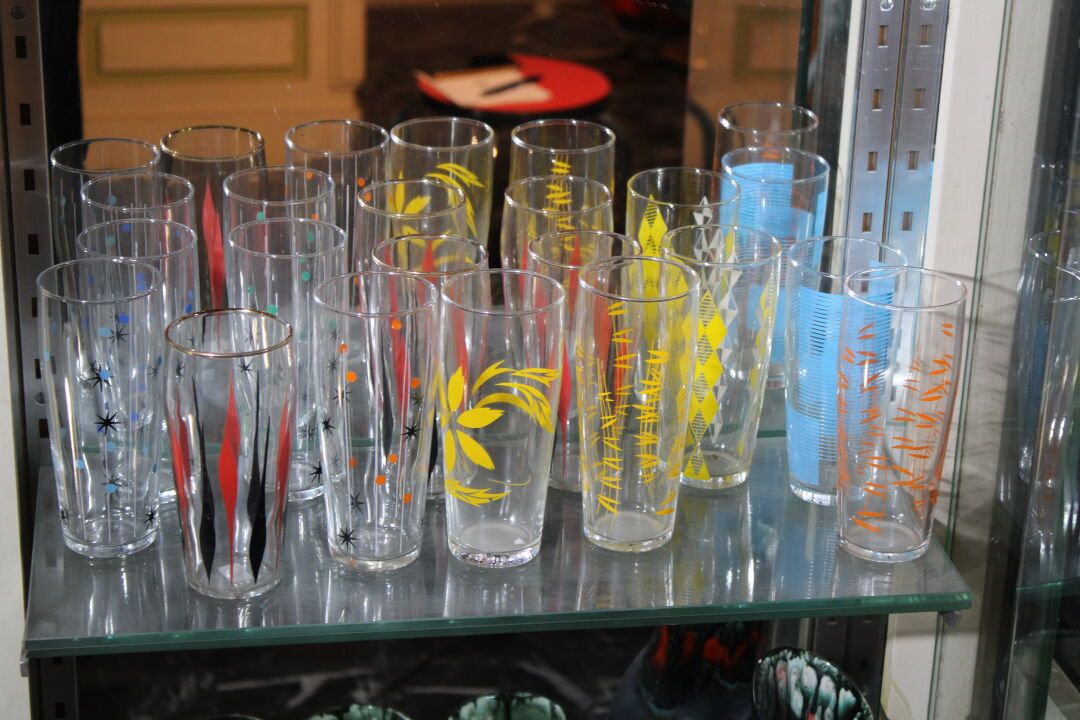 Null 两种不同型号的玻璃杯12个。高度：14.5/13.5厘米
