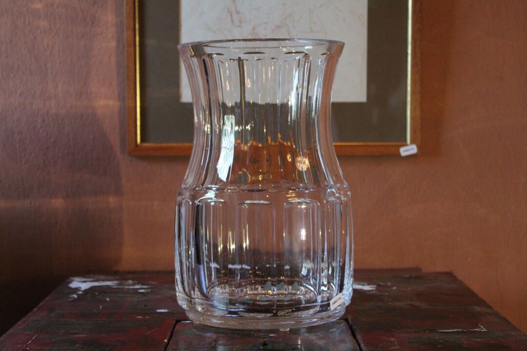 Null 圣路易斯，大型水晶花瓶，20世纪。高32 颈部直径19.5厘米。