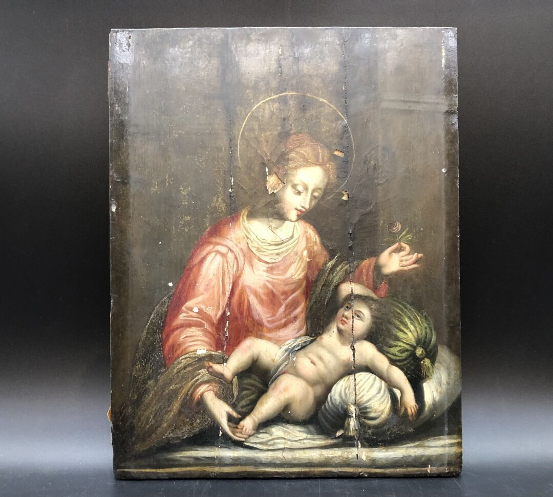 Null 17世纪末和18世纪初的法国学校

镶木板上的油画

圣母和孩子与玫瑰

35 X 27厘米

损坏和丢失的部件