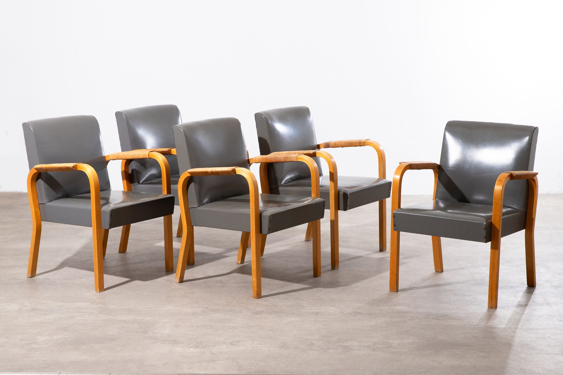 Alvar Aalto, 5 armchairs, model no. 46 Alvar Aalto, 5 Armlehnstühle Modell Nr. 4&hellip;