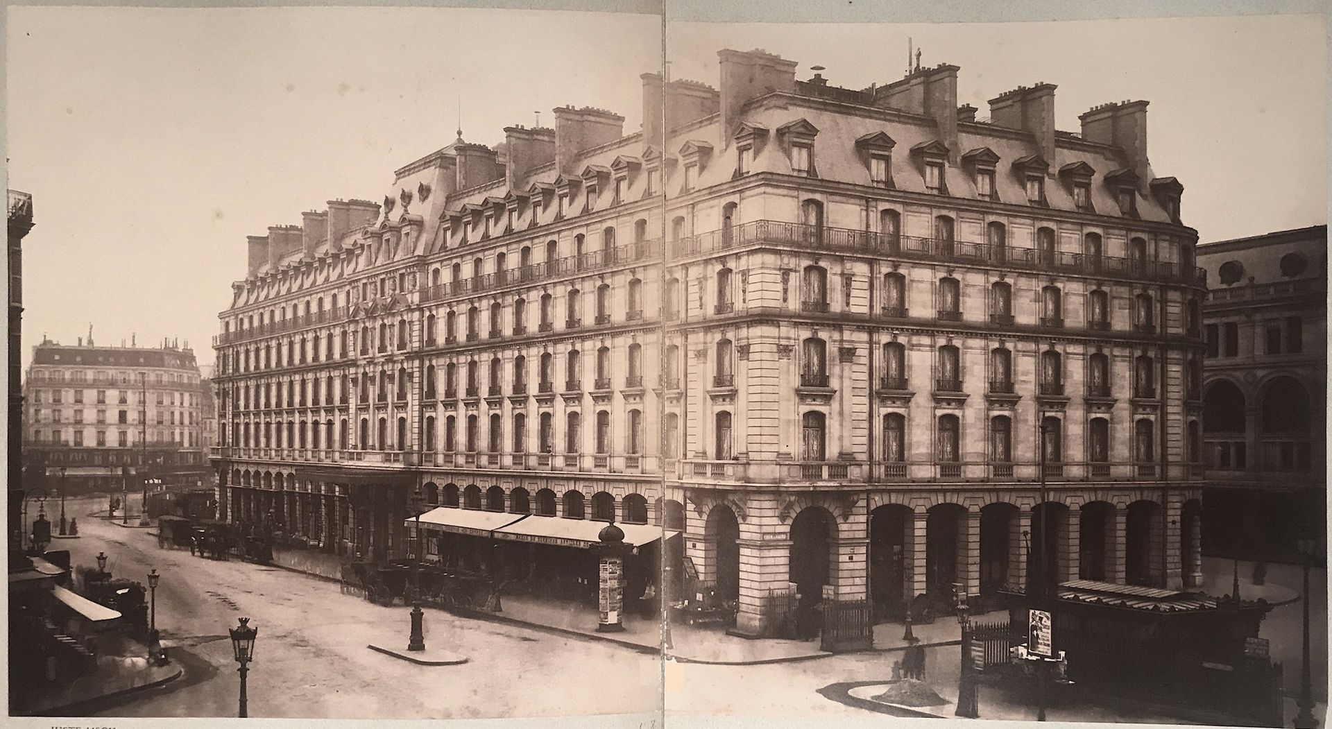Albert Chevojon (1864-1925) successor Delmaet et Durandelle 圣拉扎尔总站酒店，1888年 非常大的白&hellip;