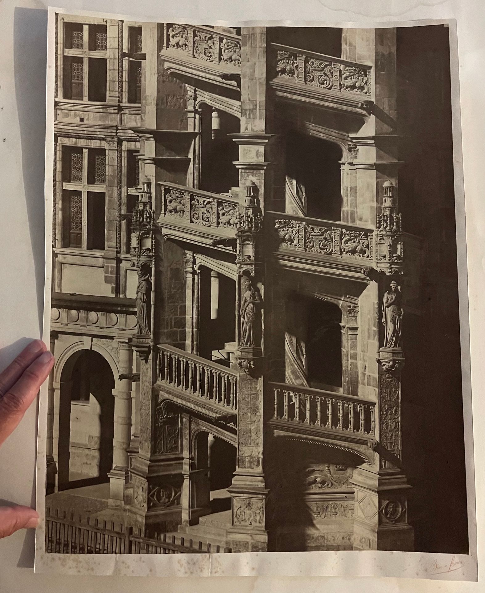 Louis Auguste Bisson (1814-1876) Escalier du chateau de Blois Impresión en papel&hellip;