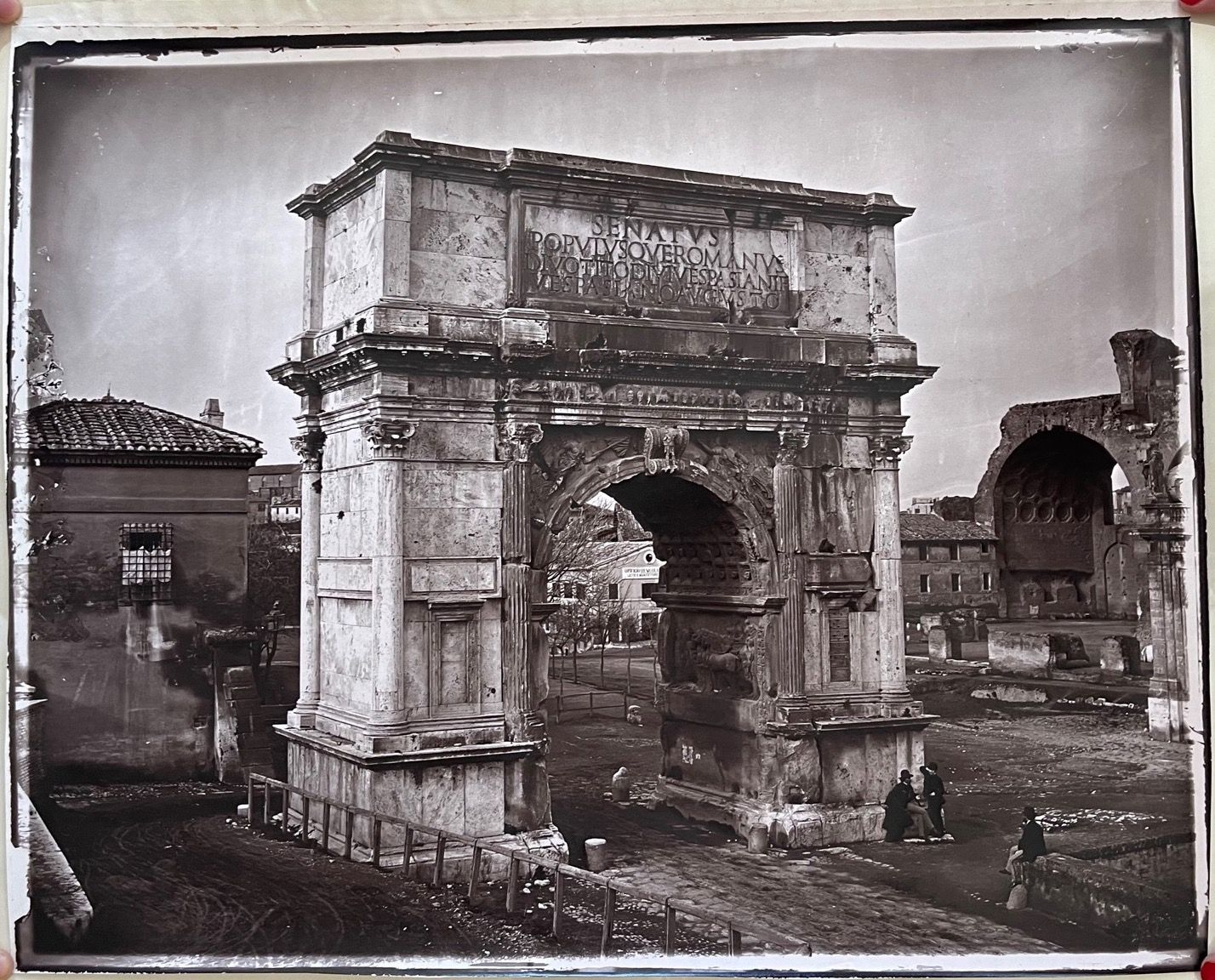 Adolphe Braun (1812-1877) & family Arco di Tito, Roma, 1868 circa Grande stampa &hellip;