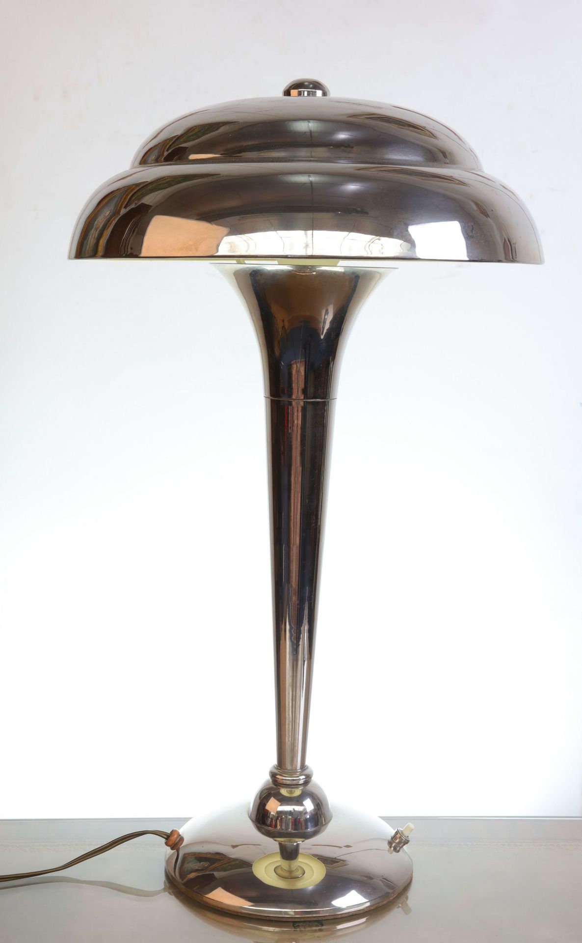 Null Lampe aus verchromtem Metall, verstellbarer Schirm. 45X31
