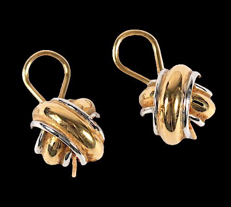 Null Pair of earrings in white and yellow gold, 18 K (750°/°°) weight: 6 g