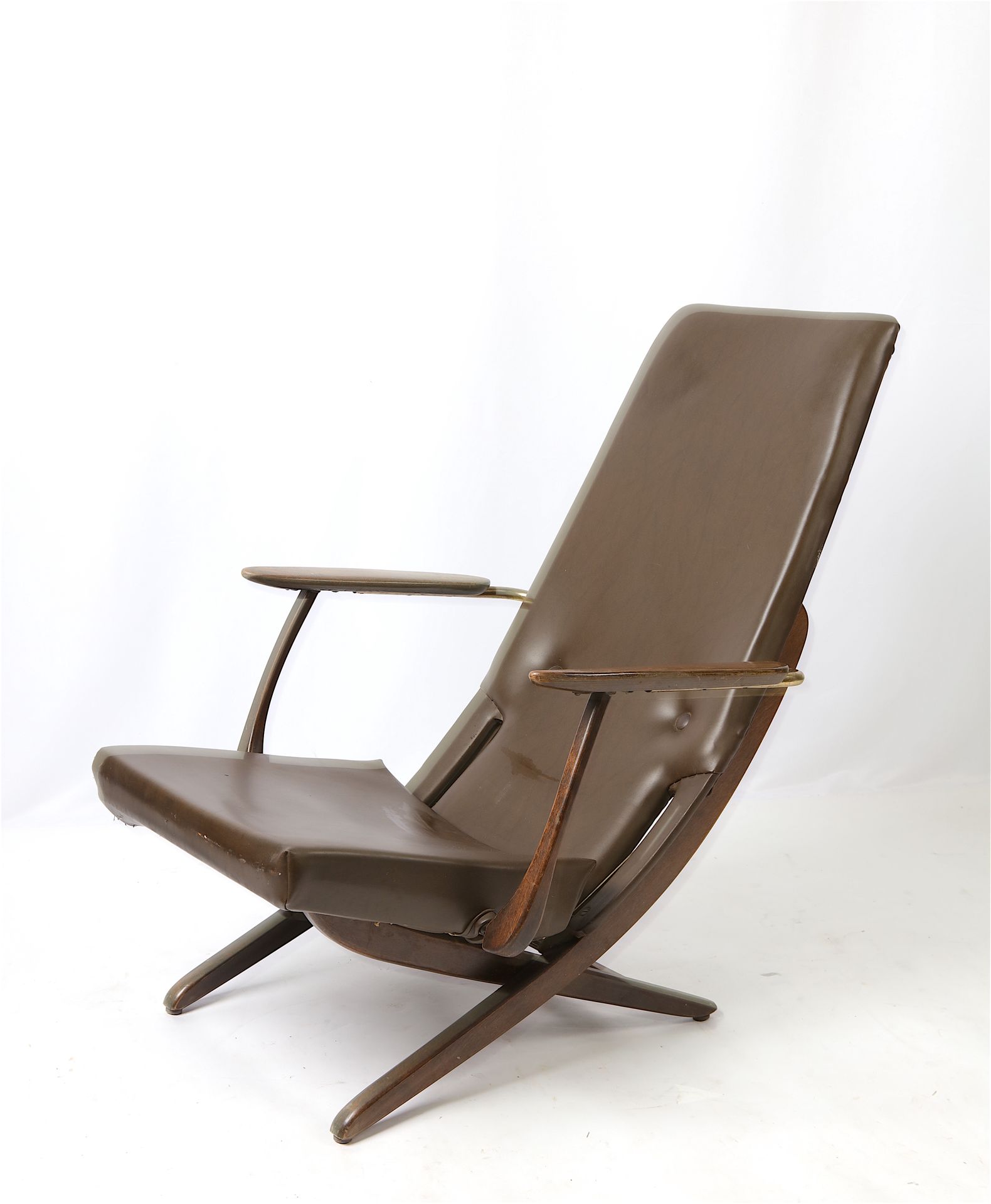Null Triconfort, Armchair in moleskin, stained wood structure, reclining. (4 pos&hellip;