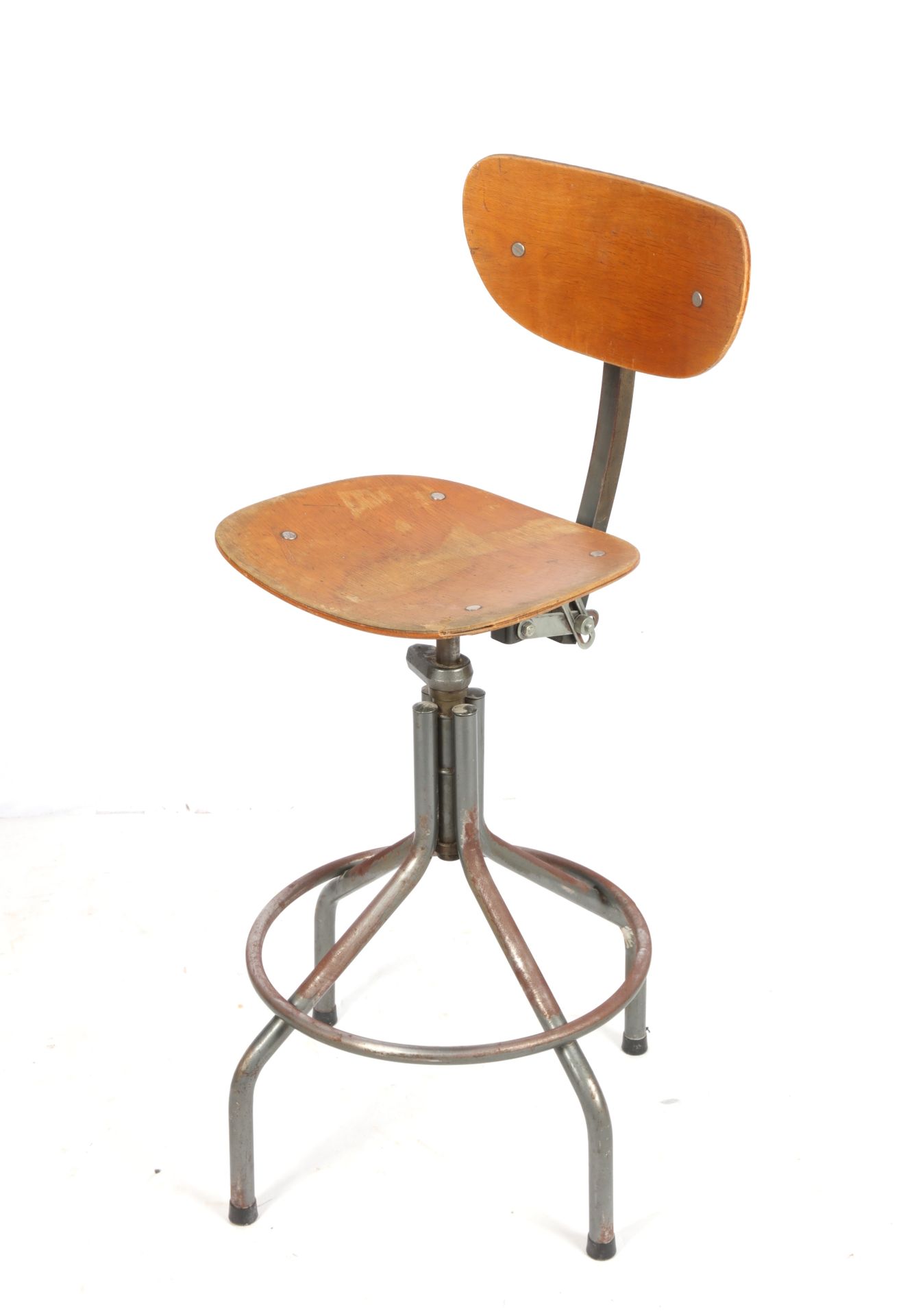 Null Atelierstuhl, Sitzfläche und Rückenlehne aus geformtem Sperrholz, (Fehlstel&hellip;