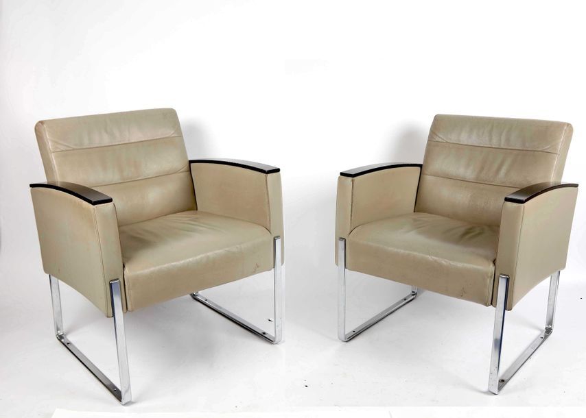 Null 
Dieter Kusch, édition Kusch, paire de fauteuils en cuir, modèle 5070, en c&hellip;