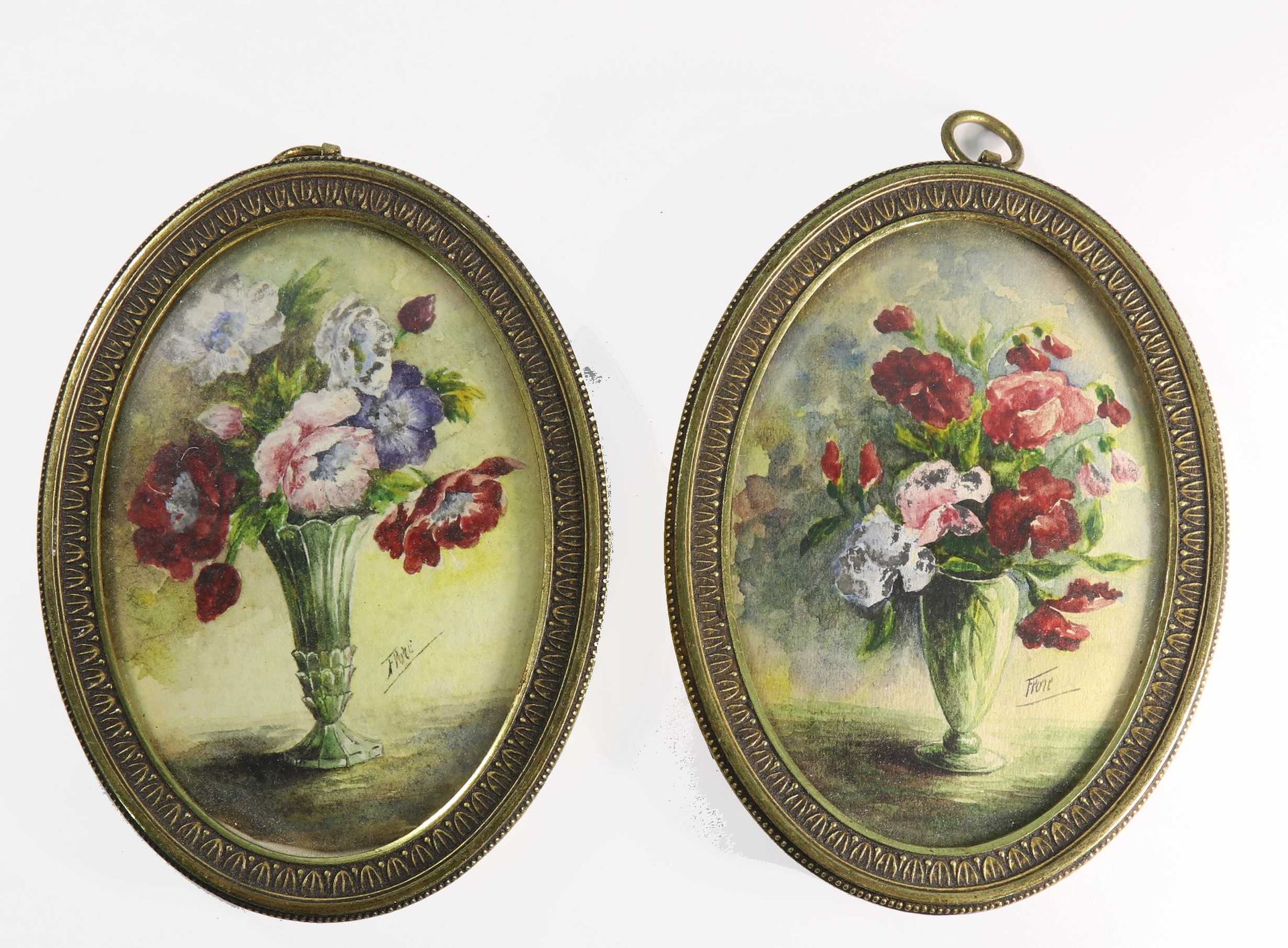 Null Paar Medaillons: FLORE, Paar Blumensträuße in Vasen, Aquarell, sbd, 9X7