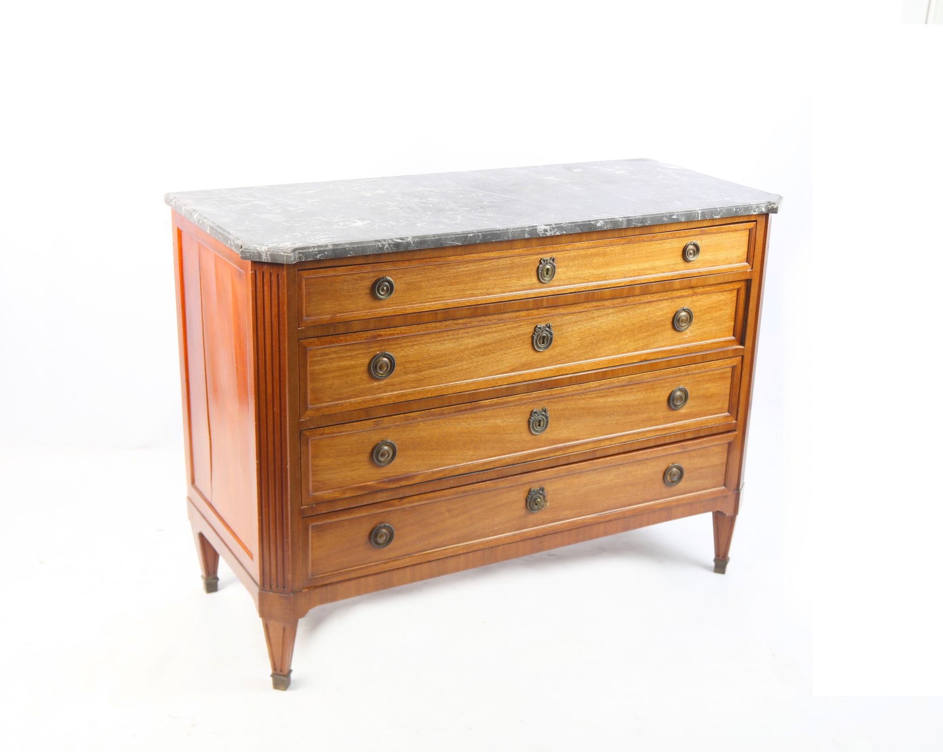 Null 
WALNUT COMMODE opening with 4 drawers, cut sides, grey marble top Saint-An&hellip;