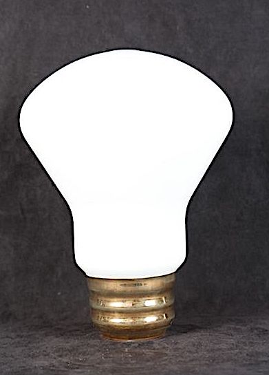Null 
毛勒-英格（风格），巨大灯泡形状的吊灯，乳白色玻璃，金色底座，高：35