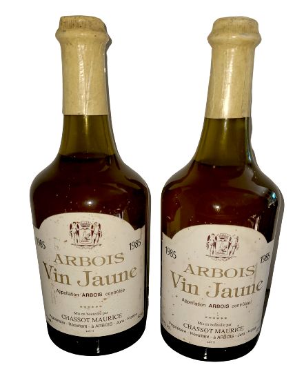 Null 2 botellas de vino amarillo, M. Chassot, 1985