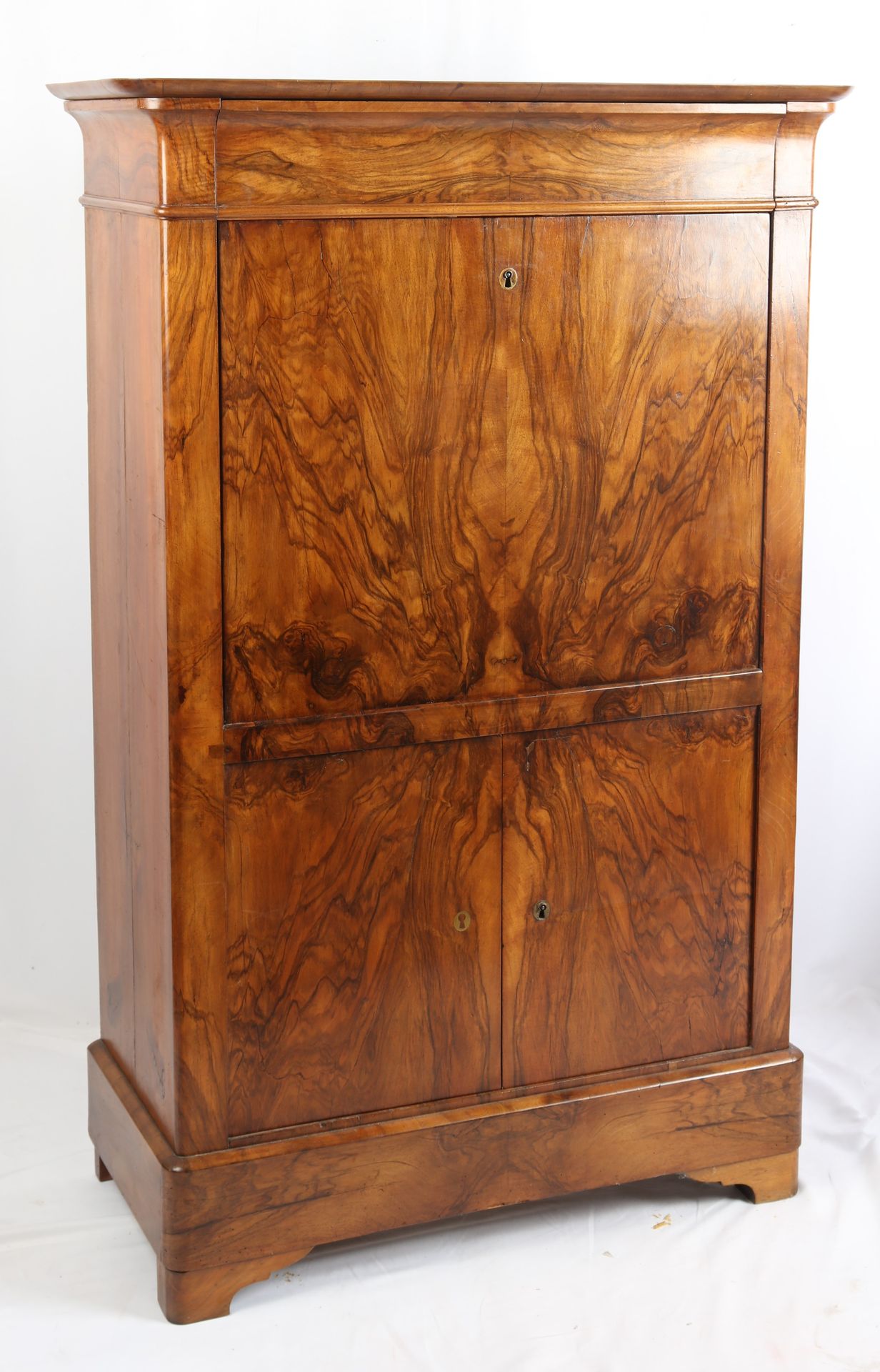 Null 胡桃木饰面的秘书，有两片叶子，内部有抽屉和皮革，（状况良好），19世纪，150X45X97