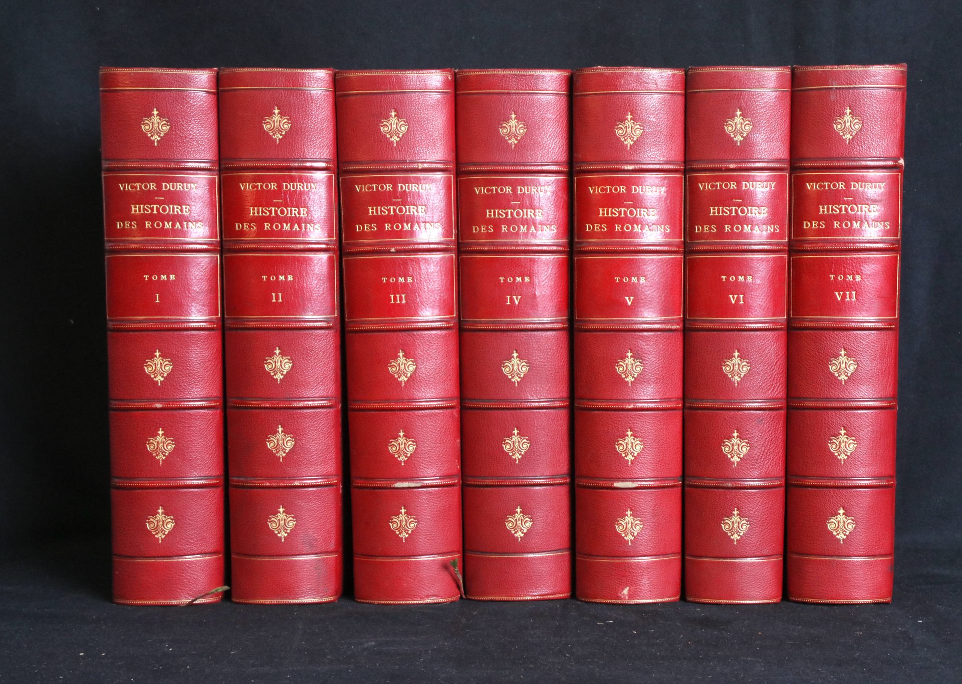 Null THIERS M.A. Histoire des Romains, Tome I à Tome VII ( 7 volume). 1864.