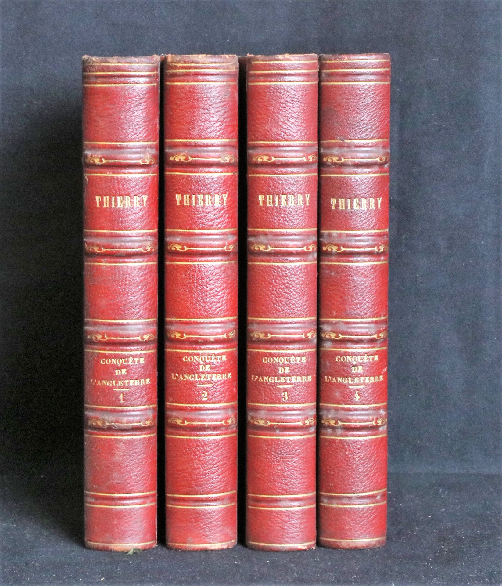 Null THIERRY, Conquista de Inglaterra, 4 volúmenes