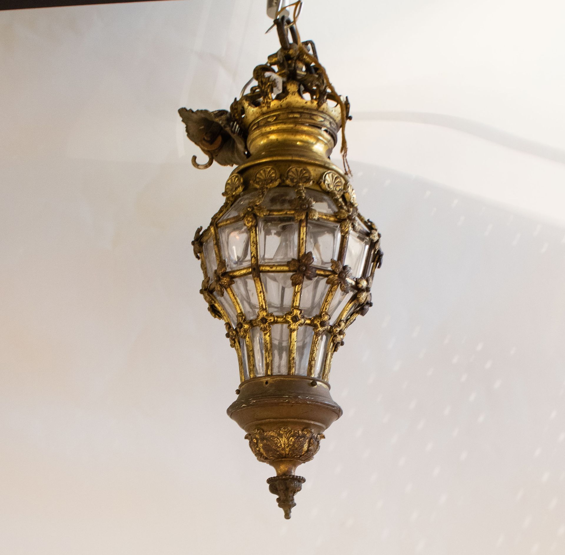 Null Lampe de hall en bronze 19e C.
Lampe de hall en bronze 19e C. Een 19e -eeuw&hellip;