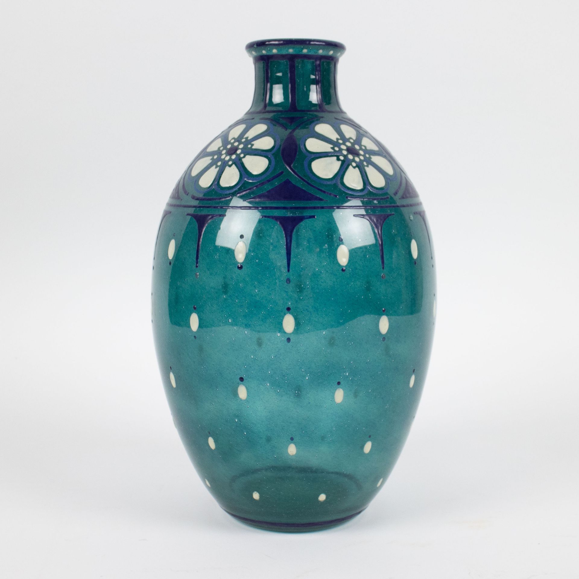 Marcel GOUPY (1886-1954) Vase, bulbous form firma en la parte inferior, fechada &hellip;