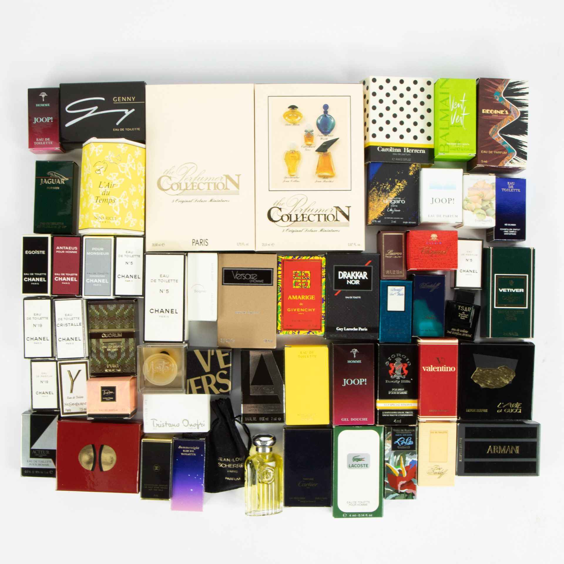 Null Lot of 55 samples of perfumes, eau de toilette ao Chanel, La Coste, Yves Sa&hellip;