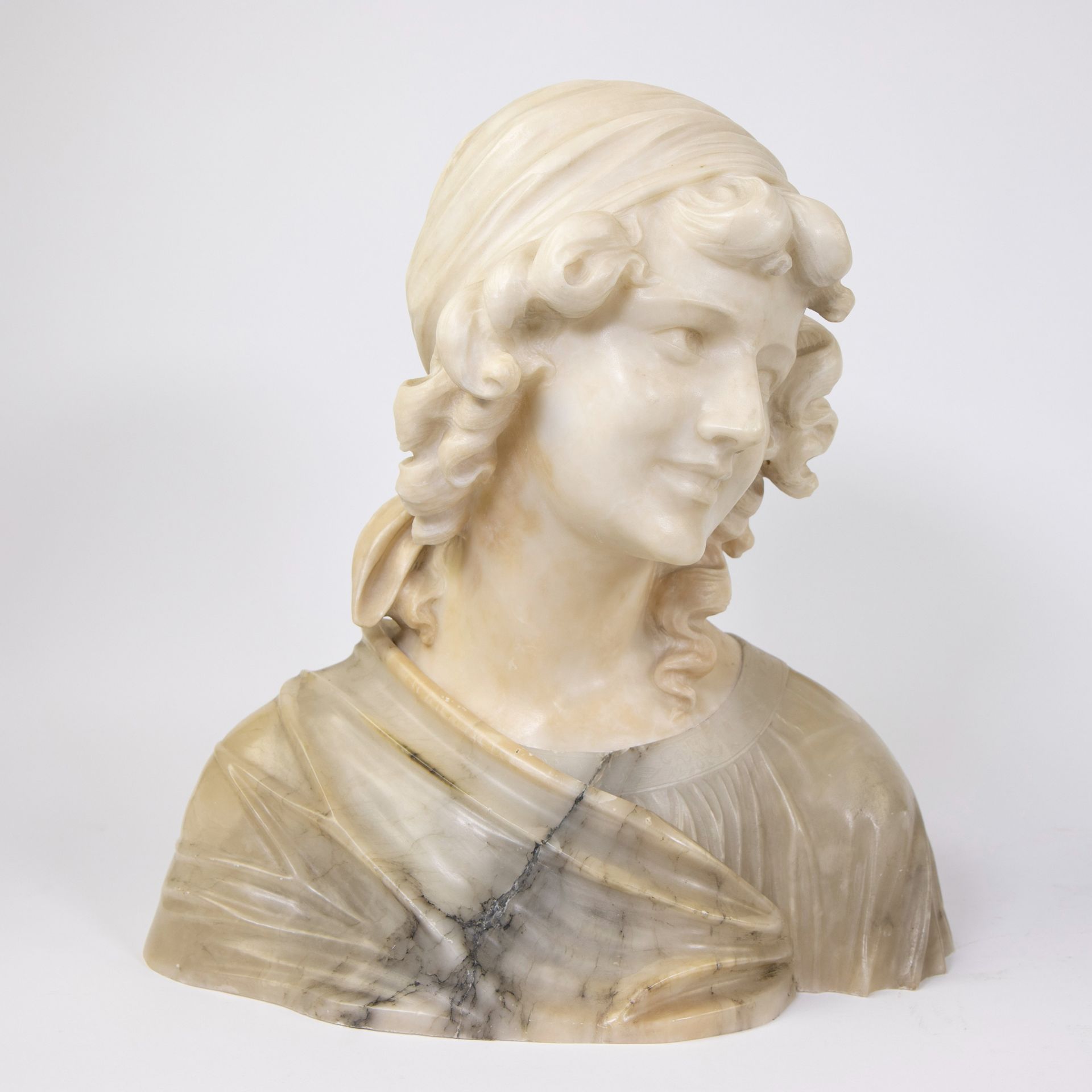 Christophoro VICARI (1846-1913) Christophoro VICARI (1846-1913)
一个年轻女孩的青石板半身像，意大&hellip;