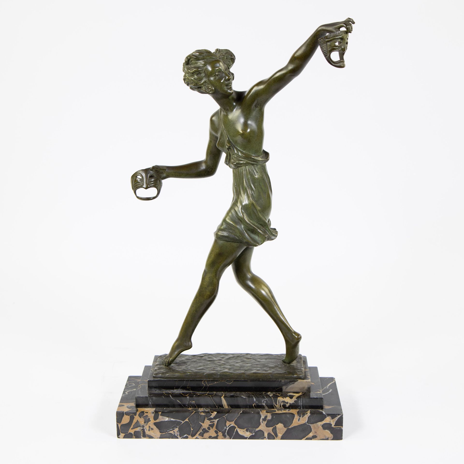 Null MATTO (XIX-XX)
Bronze Art Déco, signé.

Art Deco brons, getekend.
H 51,5 cm