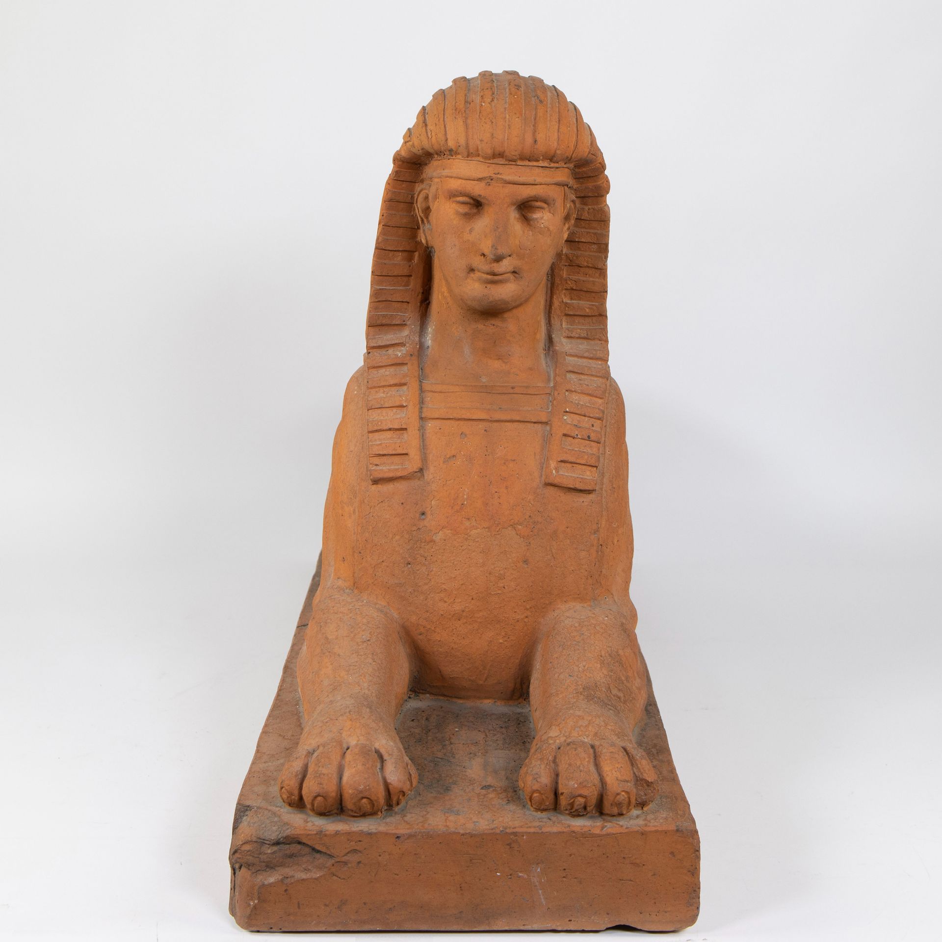 Null Statue de jardin en terre cuite d'un sphinx ca 1880 Retour de l'Egypte
Stat&hellip;