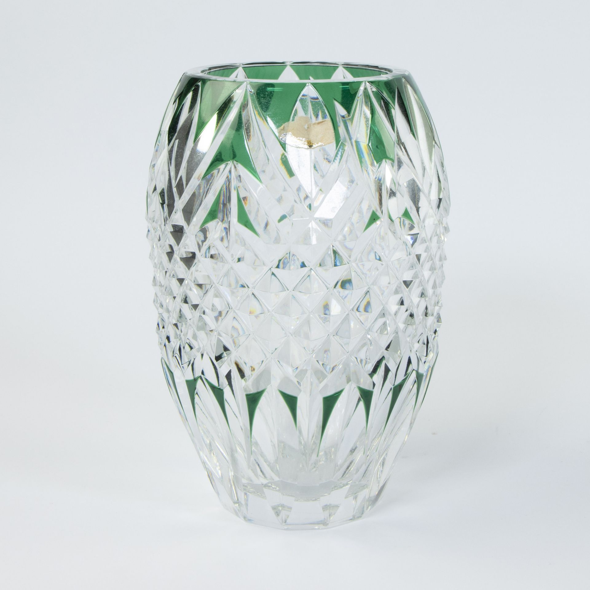 Null Val Saint Lambert vase en cristal taillé vert et clair, signé et avec étiqu&hellip;