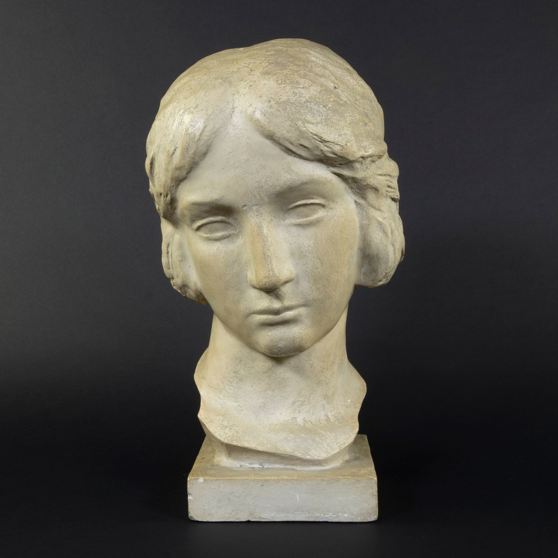 Leon SARTEEL (1882-1942), Leon SARTEEL (1882-1942), tête de fille en plâtre pati&hellip;