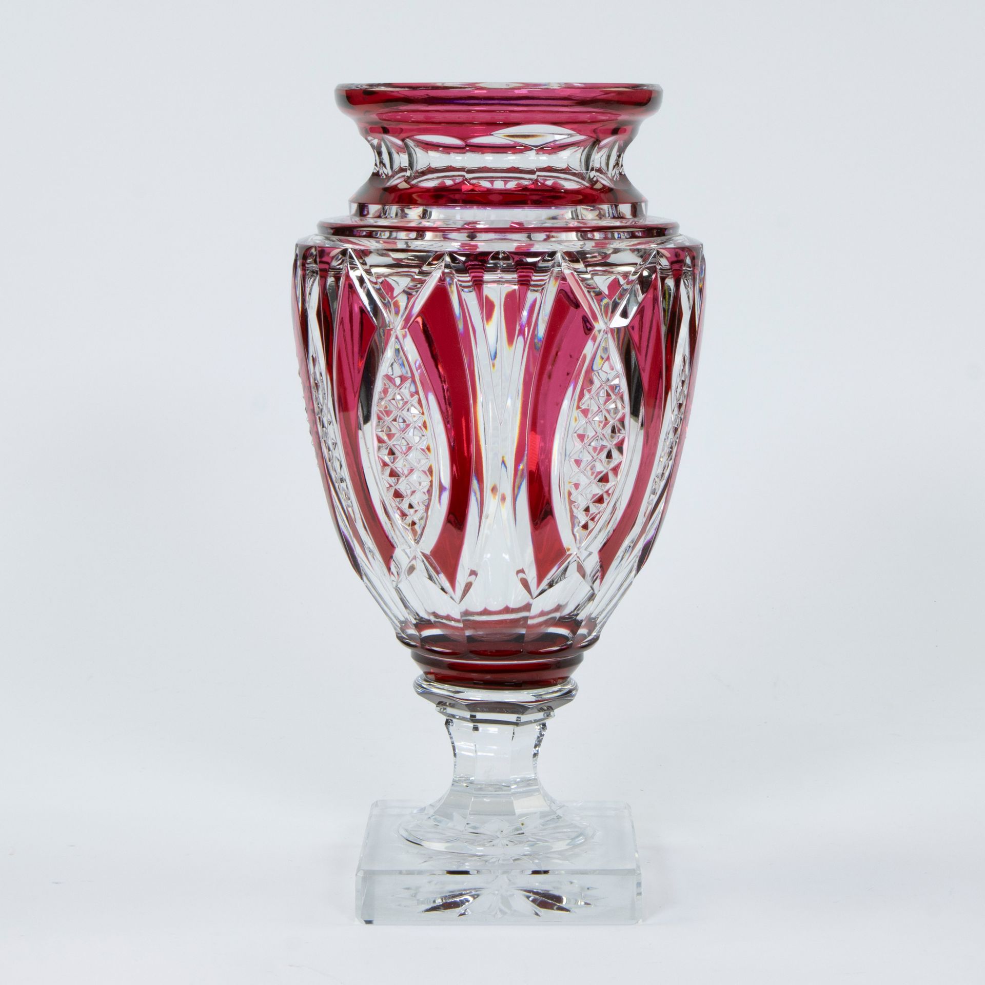 Null Val Saint Lambert vase en cristal clair et rouge modèle Jupiter
Val Saint L&hellip;