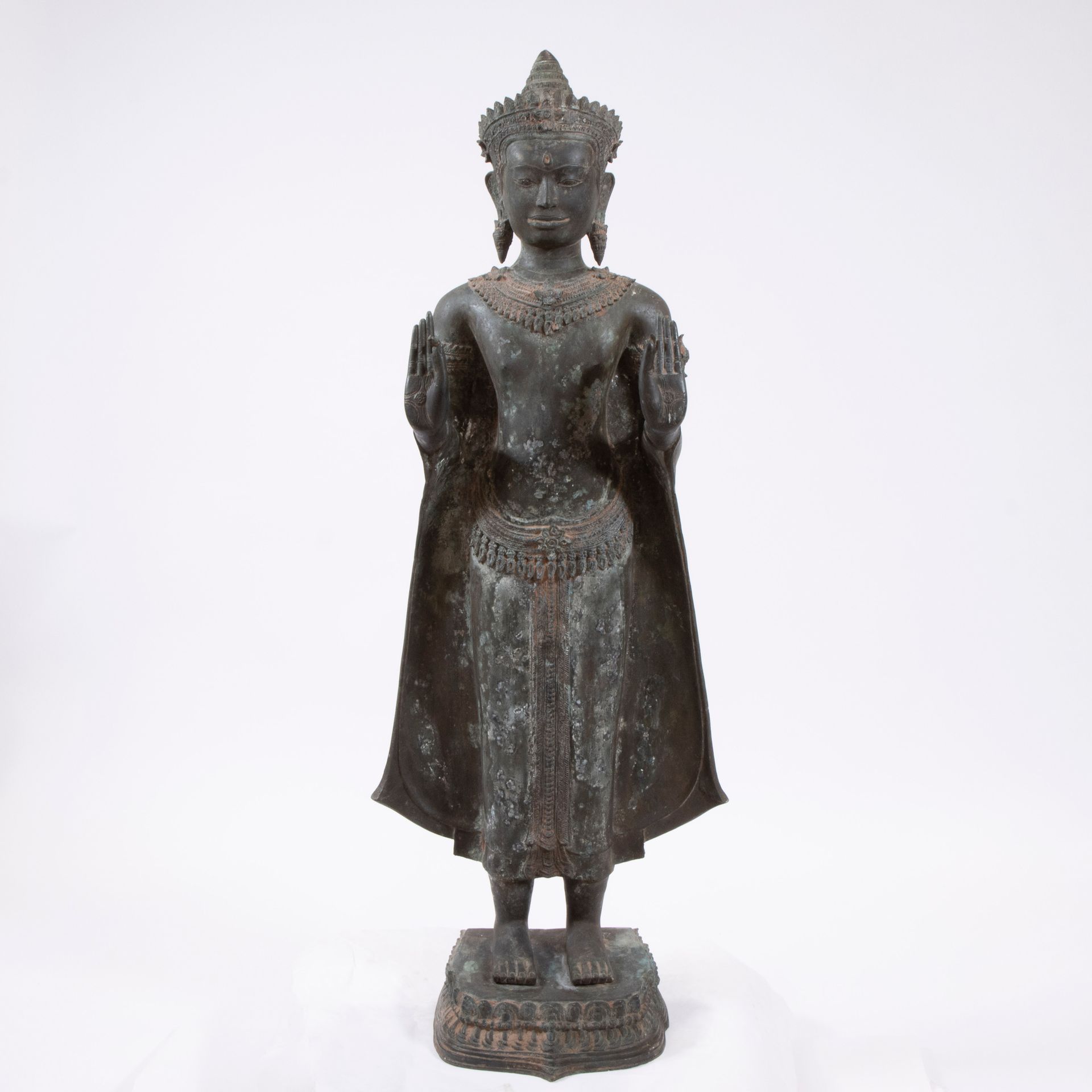 Null Bouddha en bronze Khmer Lophuri, Thaïlande ou Cambodge
Khmer Lophuri bronze&hellip;