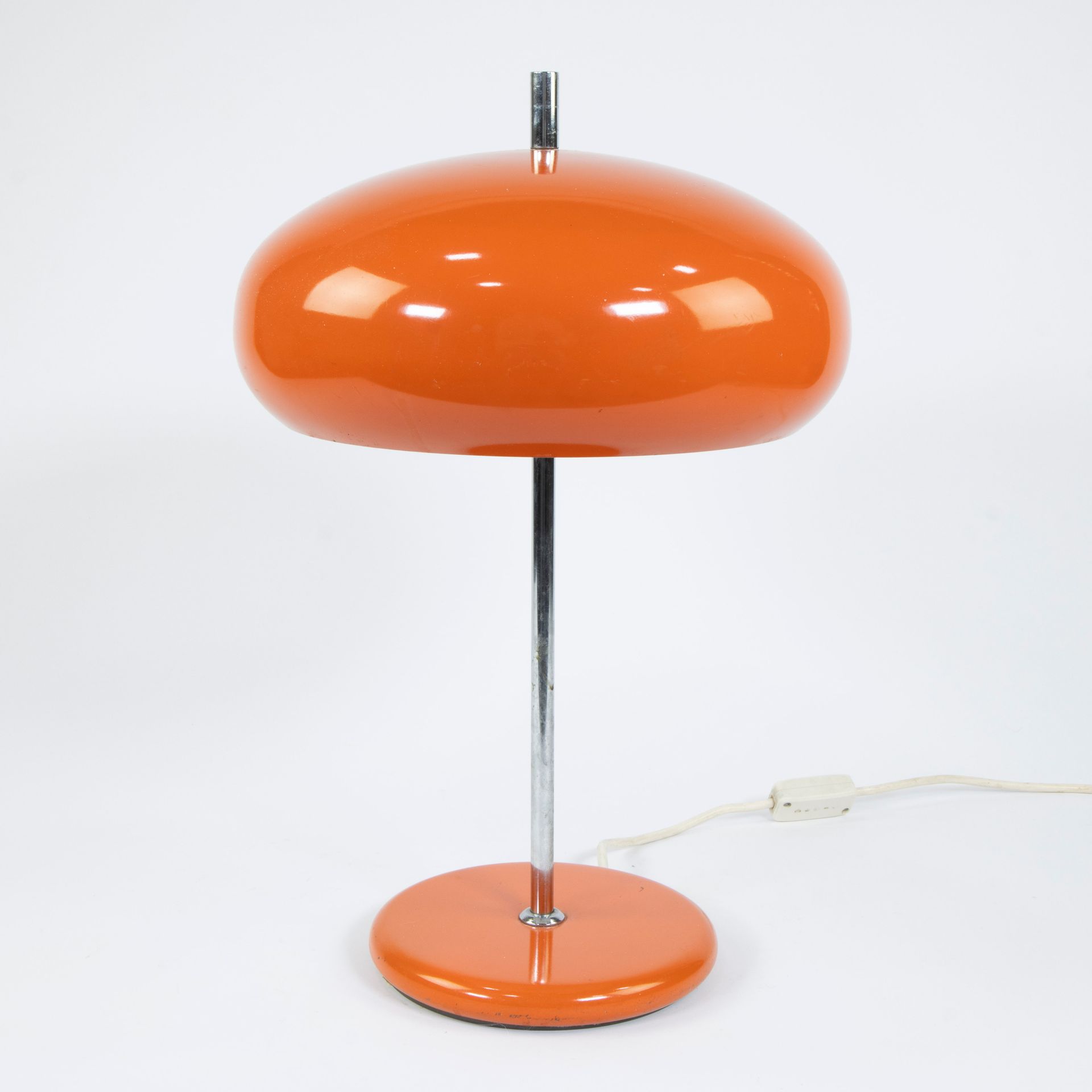 Null Lampe champignon orange vintage des années 1970
Lampe à champignon vintage &hellip;