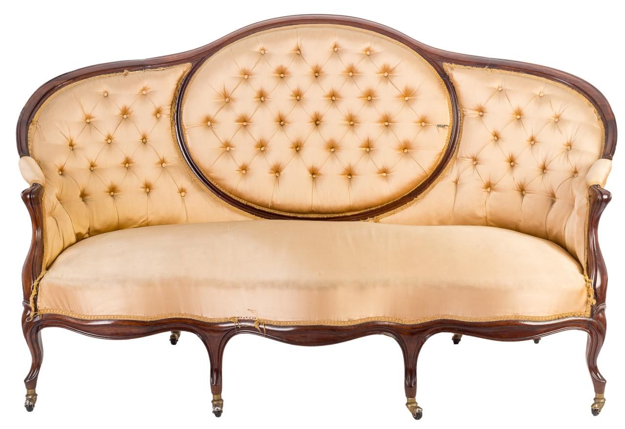 Null 伊丽莎白时代的桃花心木沙发，装饰材料为卡皮托内丝。S. XIX.

102 x 62 x 75 cm
内饰的损坏。