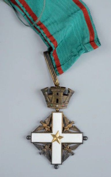 Null CROIX DE COMMANDEUR de l'ordre du Mérite de la République (1951) en vermeil&hellip;