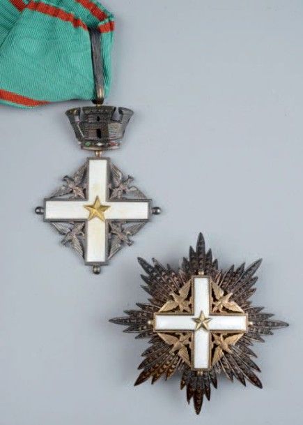 Null ENSEMBLE DE GRAND OFFICIER de l'ordre du Mérite de la République (1951), cr&hellip;