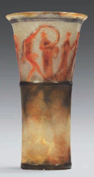 Gabriel ARGY-ROUSSEAU (1885-1953) "Danse Antique", 1928 Vase en pâte de verre, d&hellip;