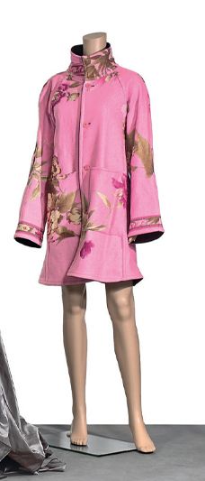LEONARD Manteau en laine chinée double face rose imprimé de fleurs, doublé noir,&hellip;