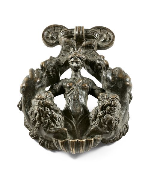 Null Italian knocker in bronze with a patina after Aspetti Tiziano or Giovanni A&hellip;