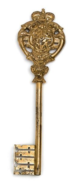 Null Clef de chambellan en bronze ciselé et doré du XVIIIe siècle.
L'anneau est &hellip;