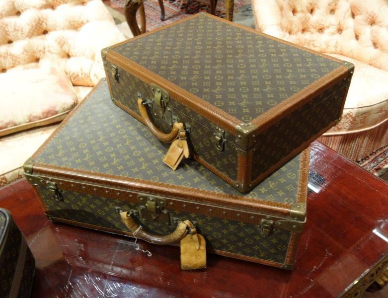 VUITTON. ALZER. Two suitcases.