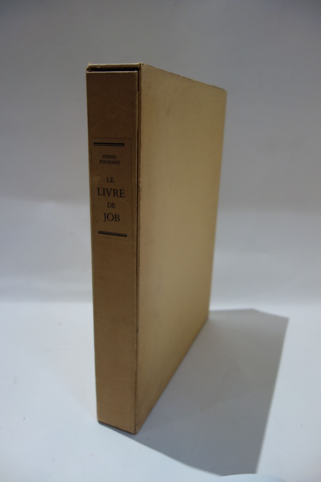 POUSSARD - FRIESZ (Othon). 工作》一书。巴黎，星辰出版社，1949年，4开本，有未染色的封面、文件夹和滑套。
，附有奥通-弗里斯的18&hellip;