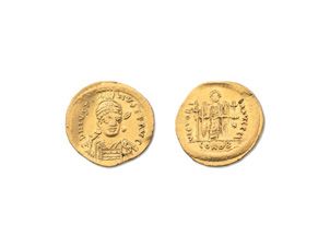 Null JUSTIN Ier (518-527). Solidus. Constantinople. Son buste casqué, cuirassé d&hellip;