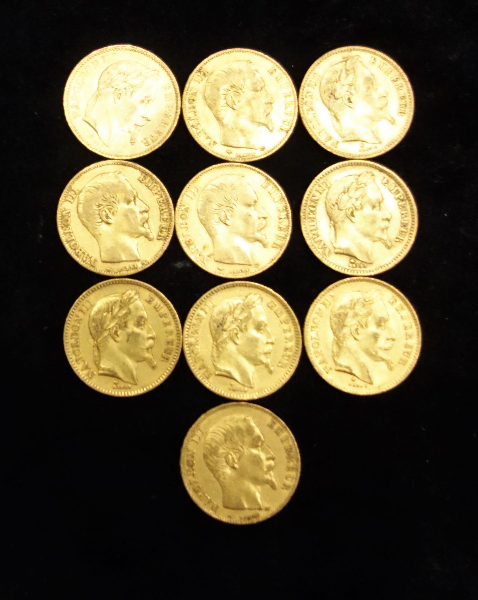 Null 10 pieces of 20 F gold Napoleon III.
Weight: 64,1 g