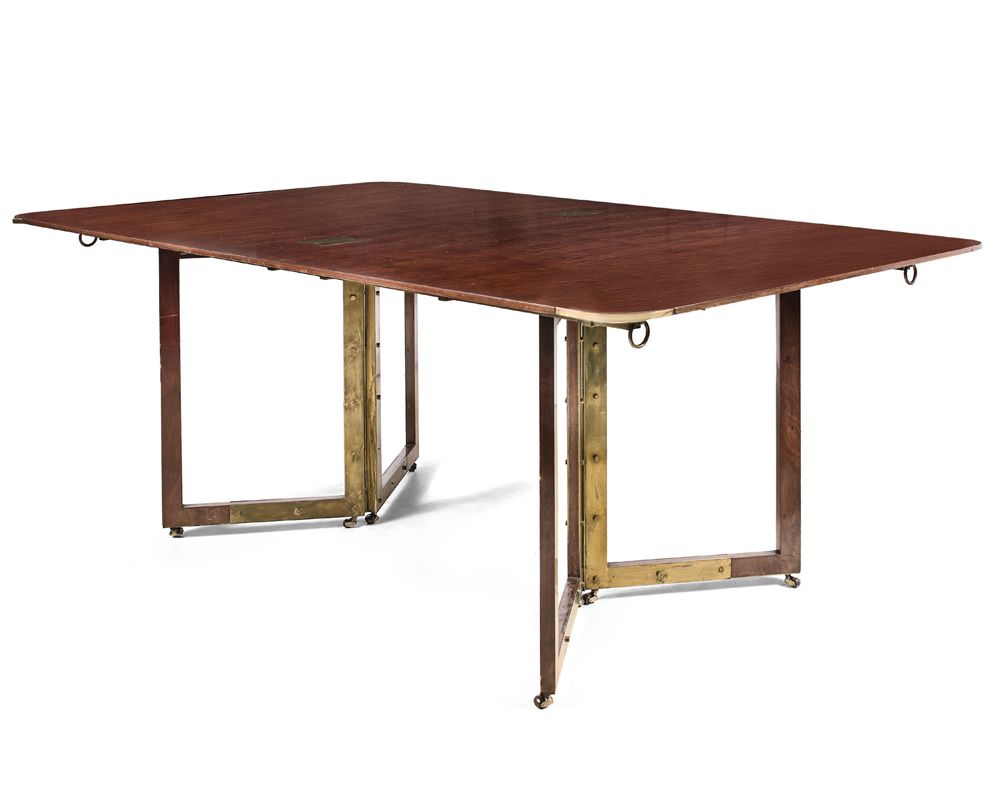 André ARBUS (1903-1969) Table de salle à manger transformable en acajou, à plate&hellip;