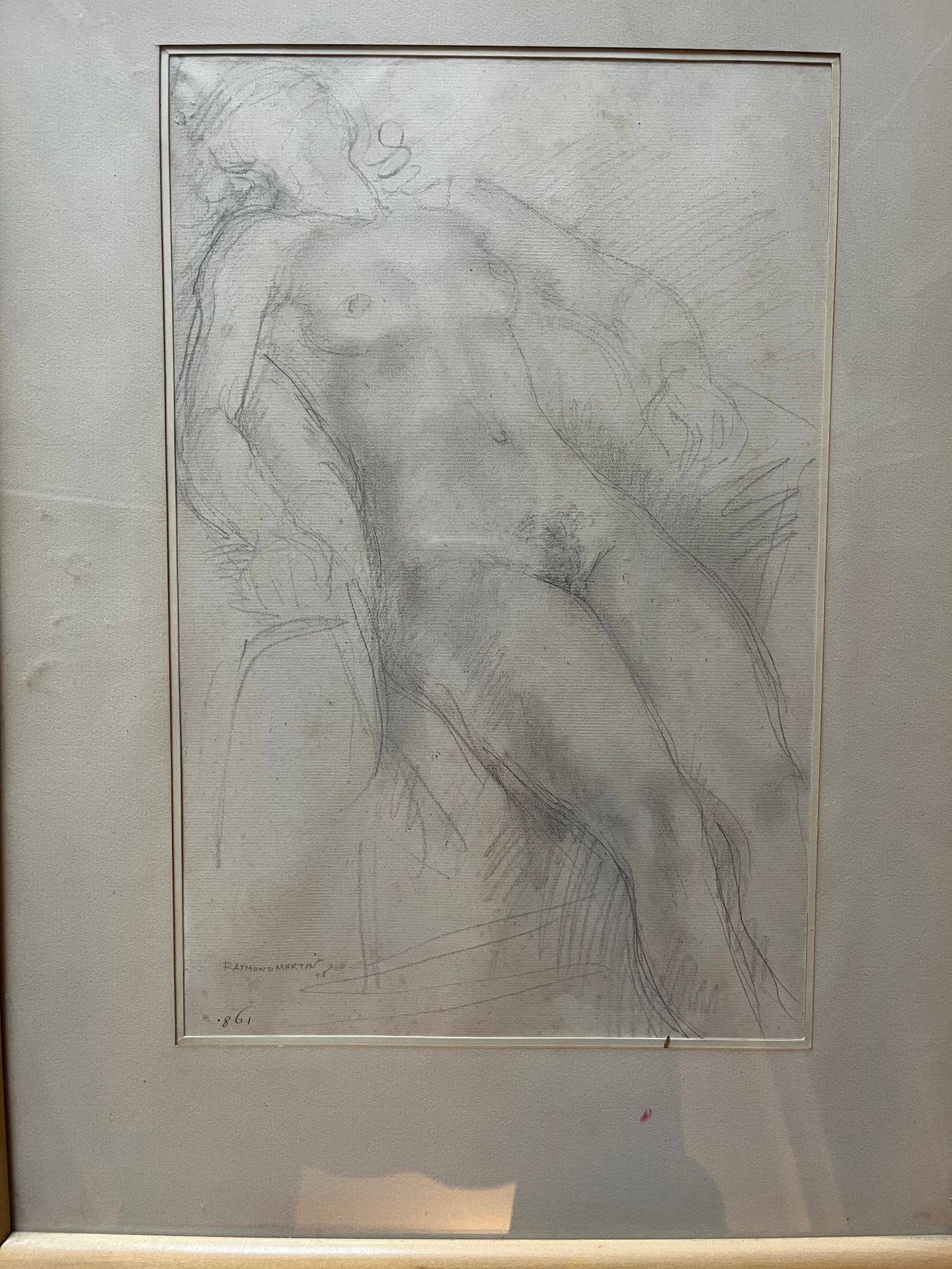 Raymond MARTIN (1910-1992) 卧姿裸体。素描，左下方有签名，日期为48（点蚀）。
35 x 23厘米