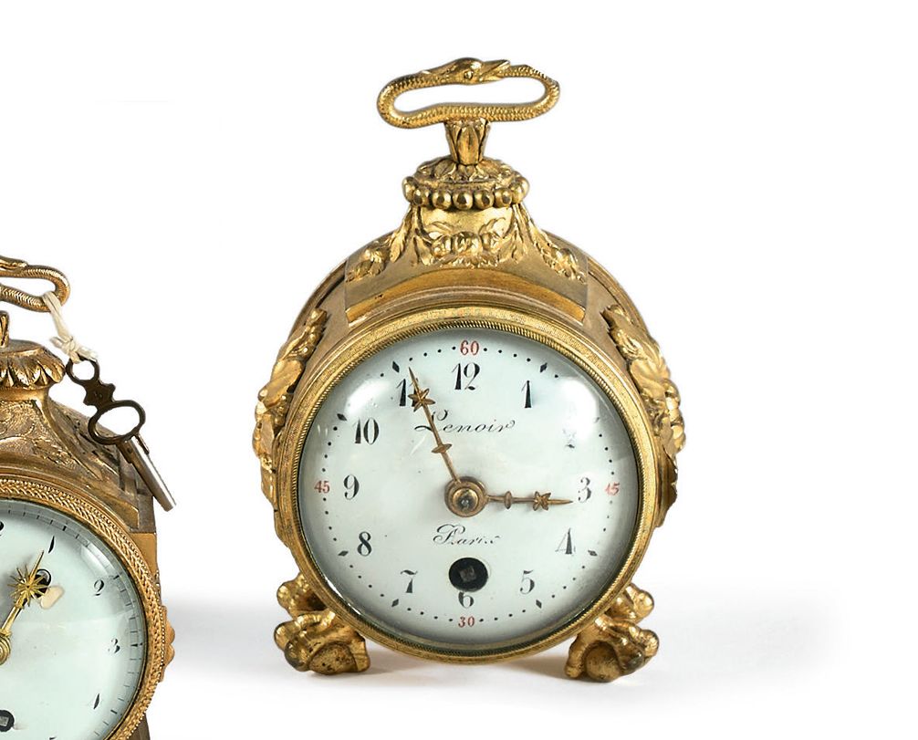 Null Reloj miniatura en bronce dorado y cincelado, esfera esmaltada en blanco fi&hellip;