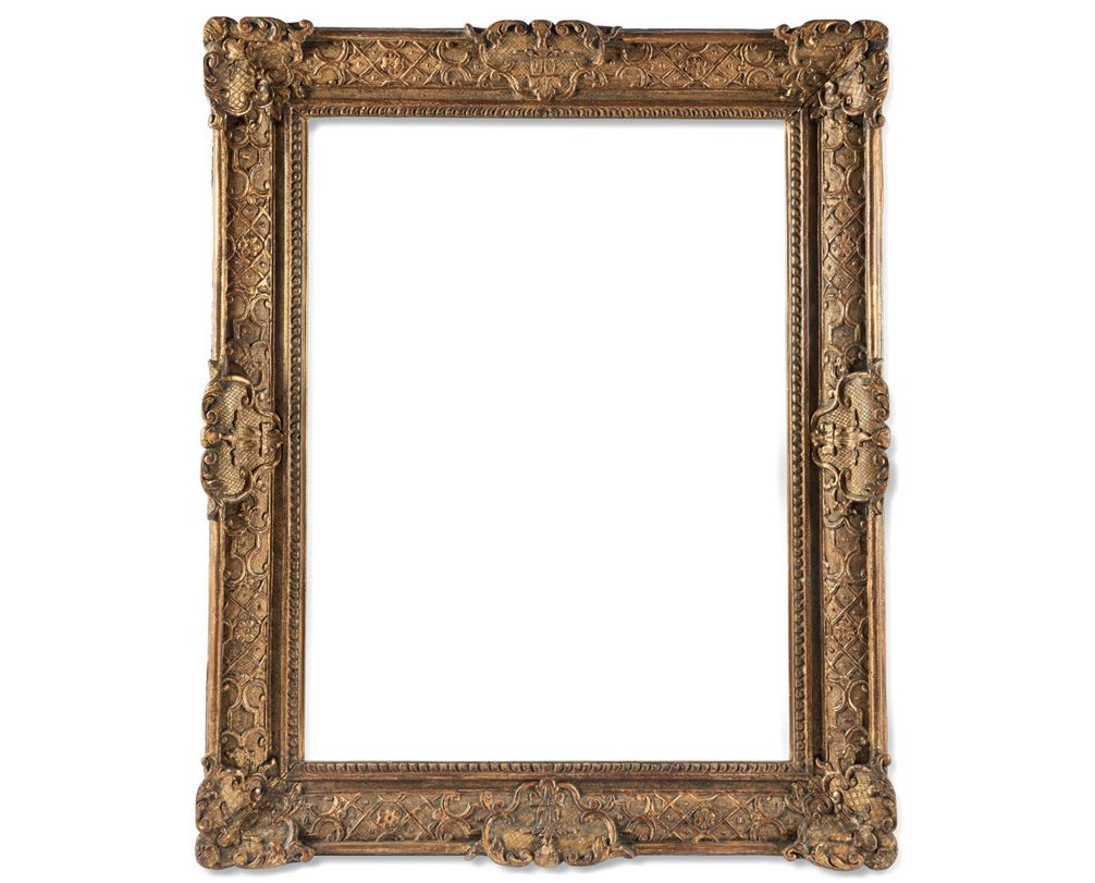 Null Large carved and gilded oak frame, on a background of rice grain, crosses, &hellip;